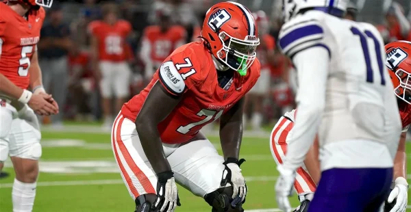 Ryan Fodje set for the next play. 